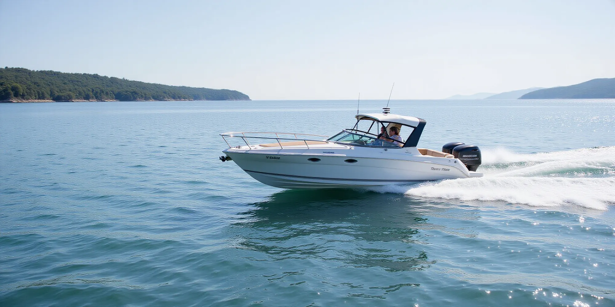 Feel the Rush: Charter Speed Boats for Ultimate Adventure